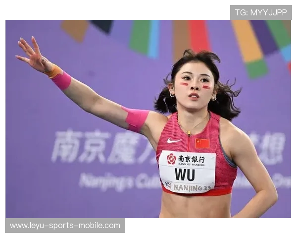 吴艳妮卫冕夺冠！林雨薇摔倒摘铜，女子百米栏巅峰对决